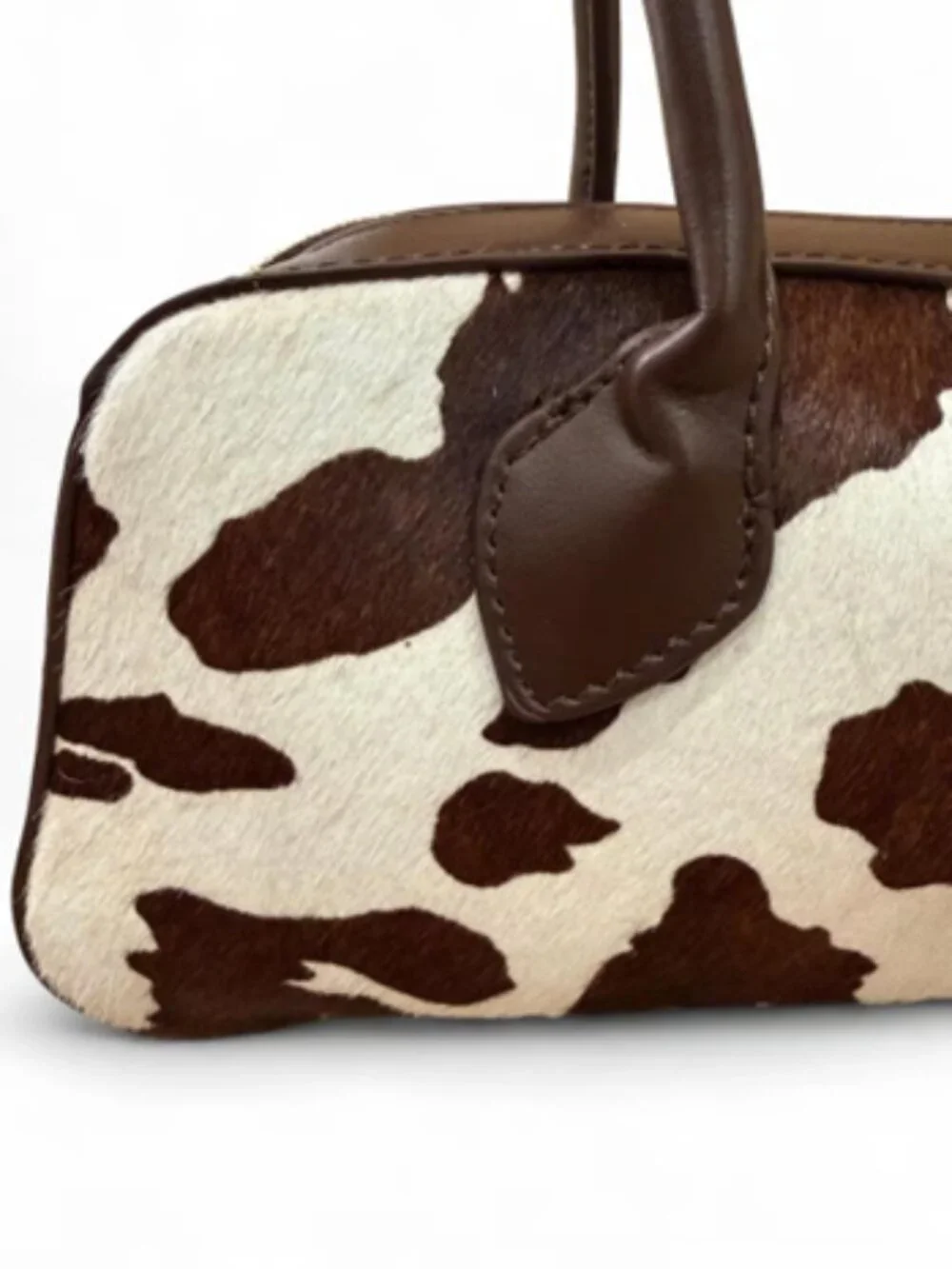 House of Harlow 1960 - Cow Print Barrel Shoulder Purse- Brown/White- NWT - Picture 4 of 12
